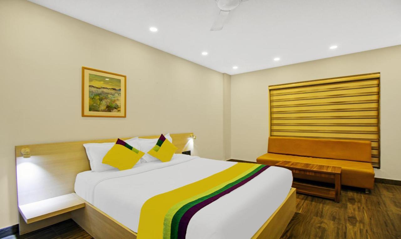 Itsy Hotels Transit Express Calcuta Exterior foto